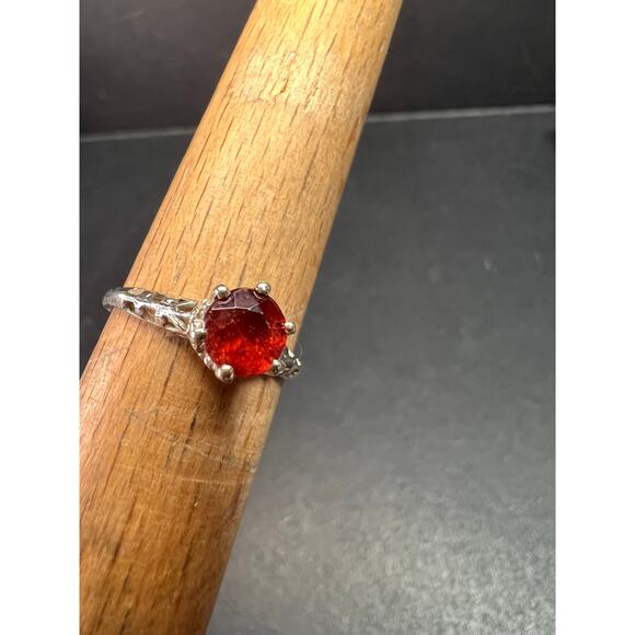 Vintage 10k White Gold Garnet Solitaire Ring – Size 6.5 – Magnolia Jewelry - Picture 12 of 16